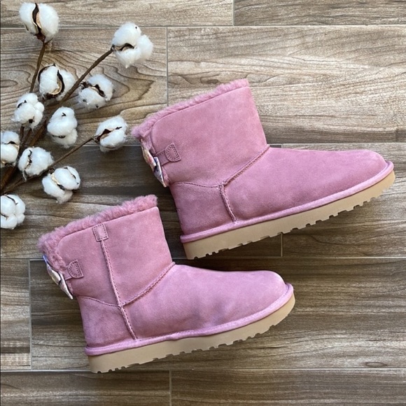 🌿UGG- MINI BAILEY BOW SPLATTER BOOTS🌿 - Picture 12 of 16